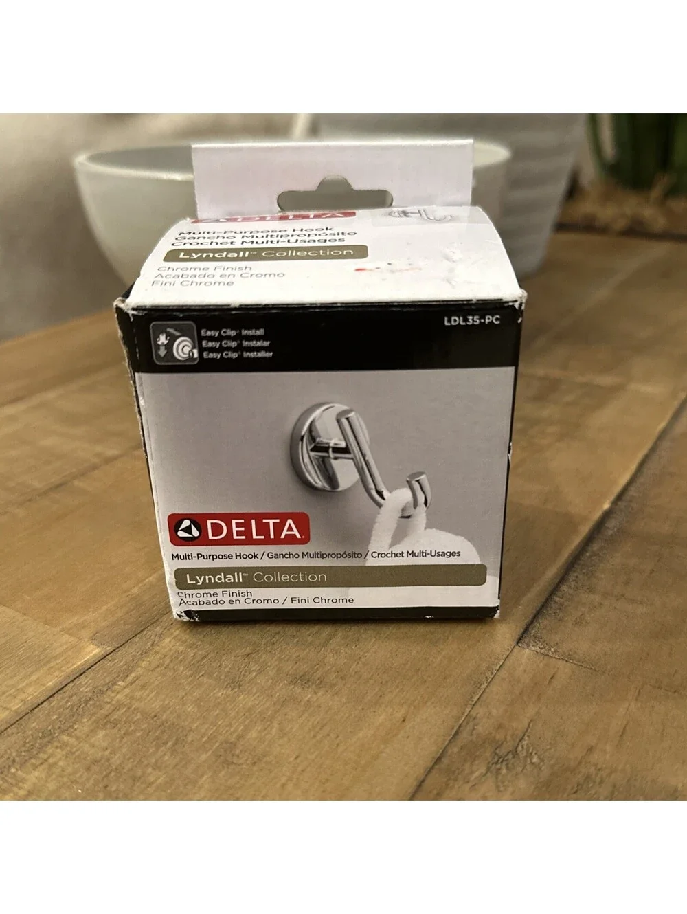Delta Lyndall Double Towel Hook Bath Hardware Accessory in Polished Chrome